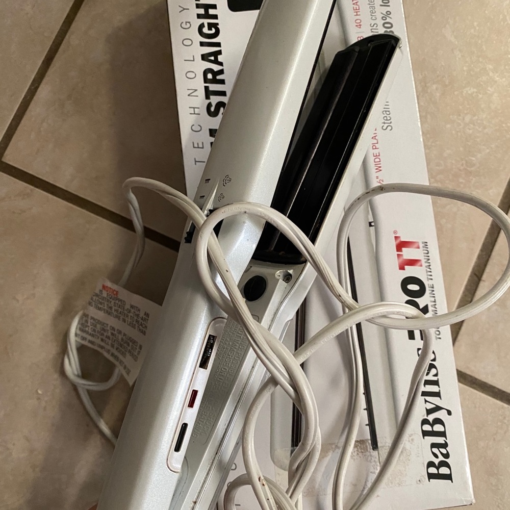 Babyliss Pro TT hair flat iron straightener